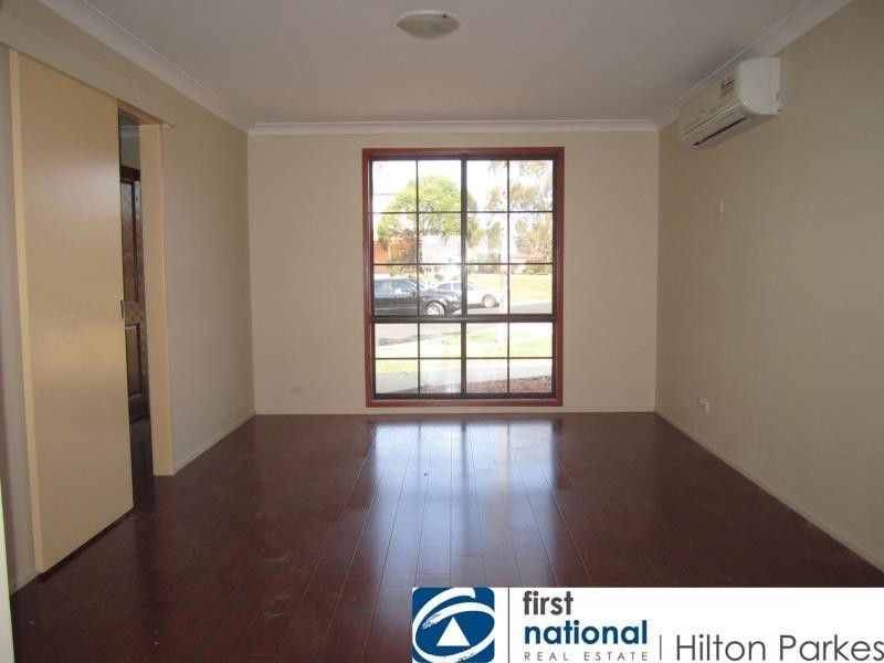 12 Matheson Grove, Hassall Grove NSW 2761
