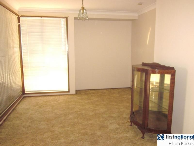 15 Darrell Street, Oakhurst NSW 2761