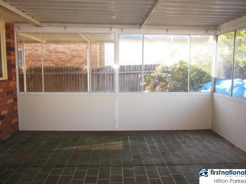 15 Darrell Street, Oakhurst NSW 2761