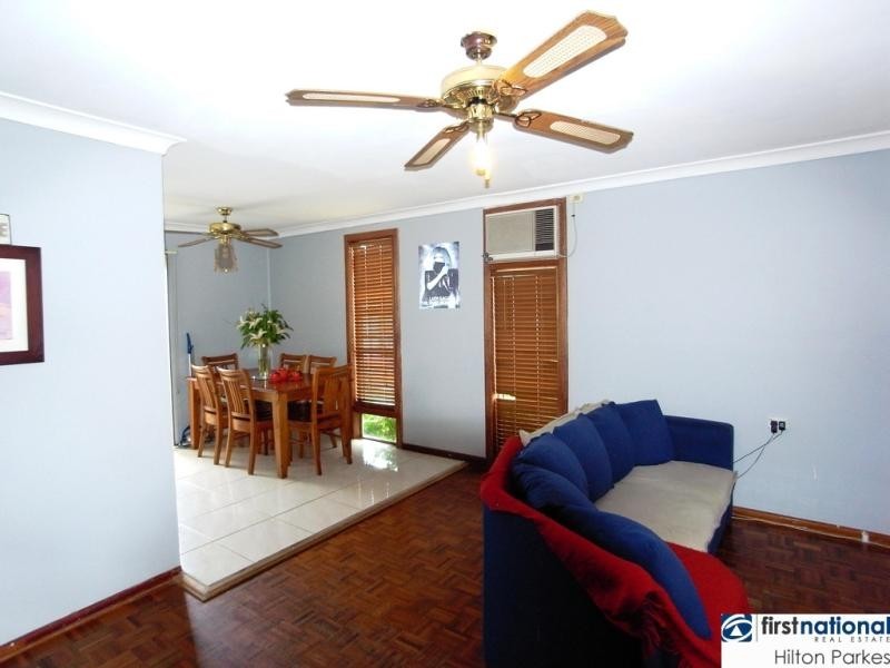 19 Tahiti Avenue, Lethbridge Park NSW 2770