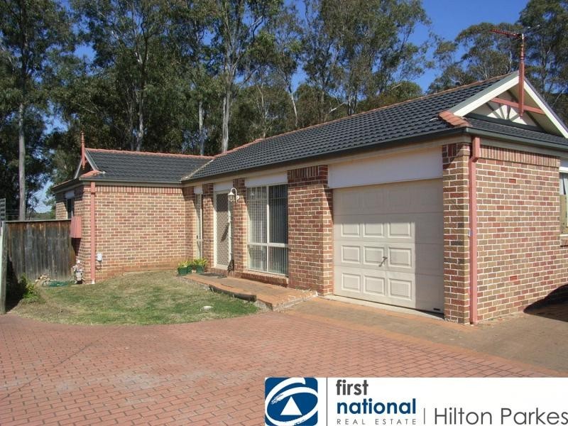 5b Dimascio Place, Oakhurst NSW 2761