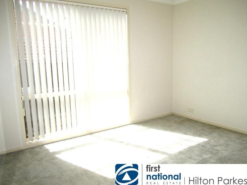 5b Dimascio Place, Oakhurst NSW 2761