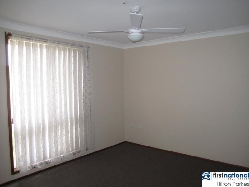 6 Unicombe Cres, Oakhurst NSW 2761