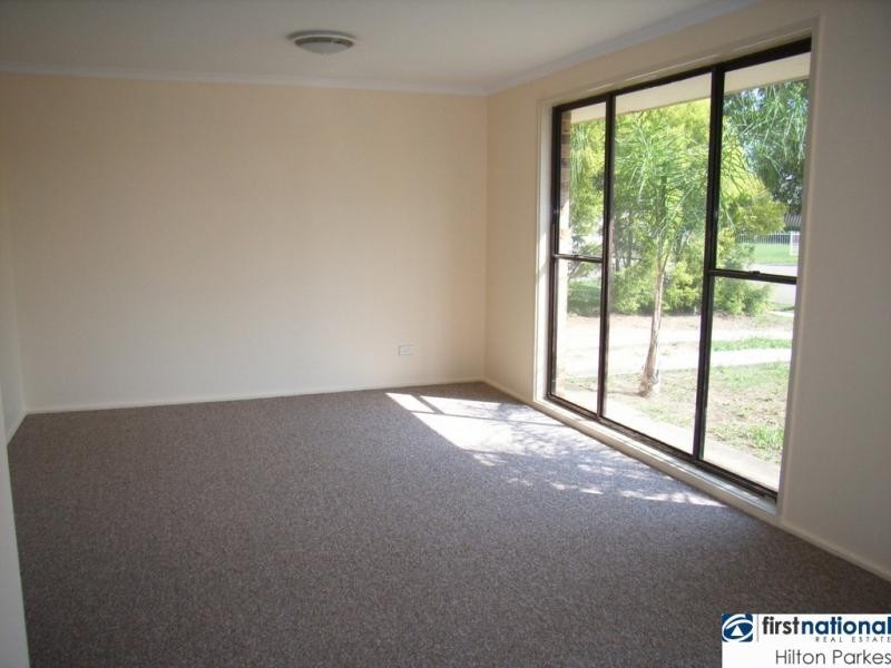 125 Buckwell Drive, Hassall Grove NSW 2761