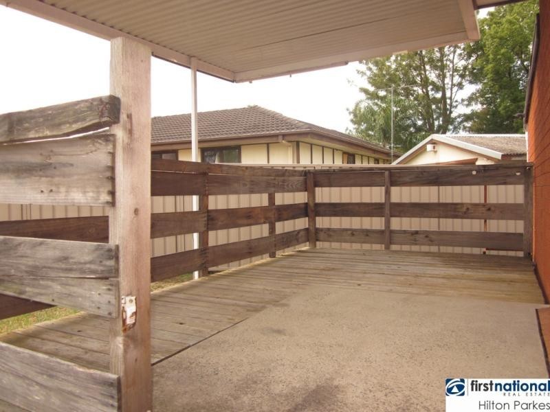 27 Niland Cres, Blackett NSW 2770