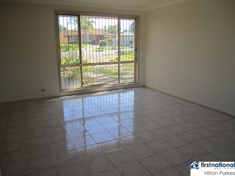 24 Trent Place, Hassall Grove NSW 2761