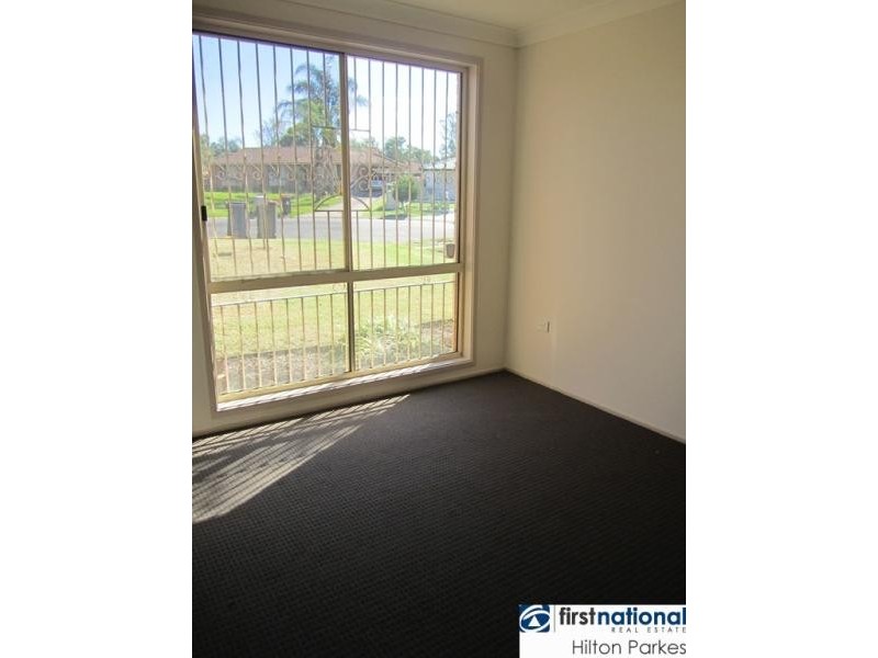 24 Trent Place, Hassall Grove NSW 2761