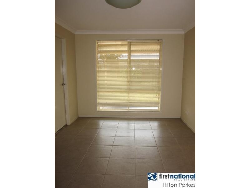 8 Tristan Close, Oakhurst NSW 2761