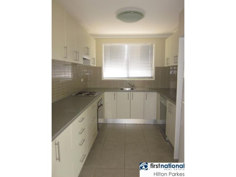 8 Tristan Close, Oakhurst NSW 2761