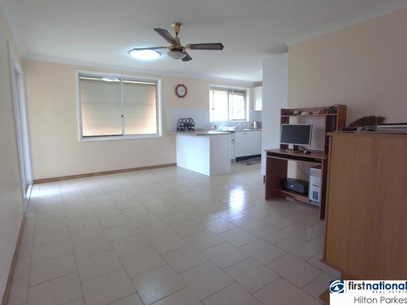 27 Verrills Avenue, Oakhurst NSW 2761