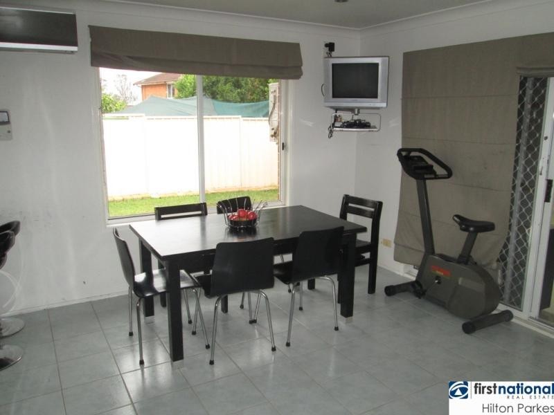 9 Alpin Grove, Oakhurst NSW 2761