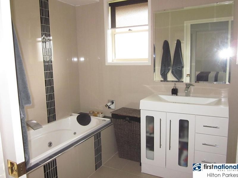 5 Della Place, Glendenning NSW 2761