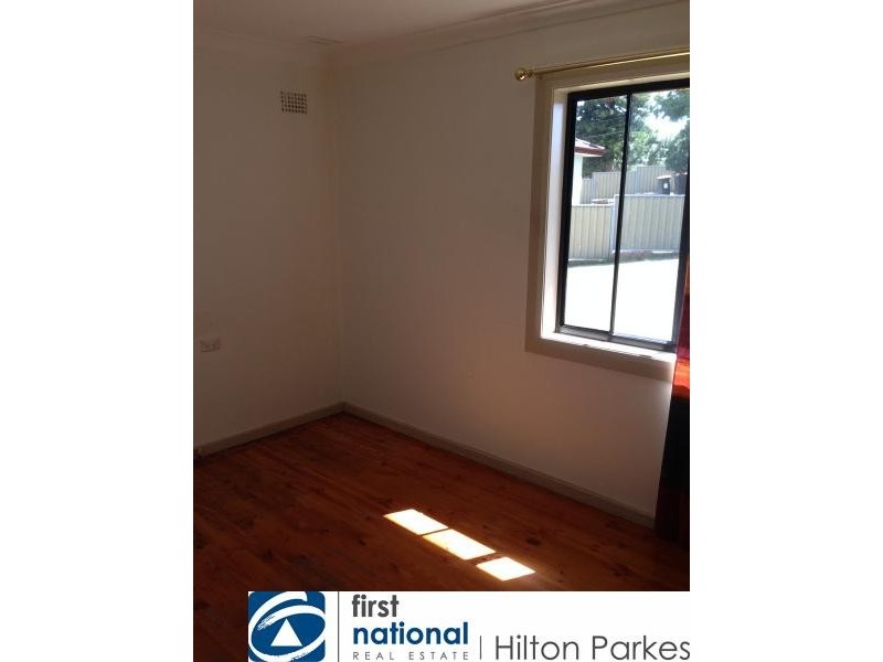 5 Mackellar Road, Hebersham NSW 2770