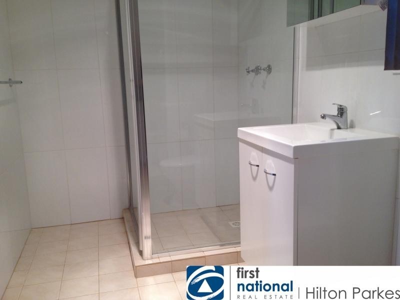 52a Lingayen Ave, Lethbridge Park NSW 2770