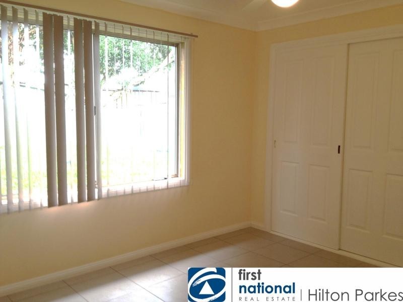 52a Lingayen Ave, Lethbridge Park NSW 2770