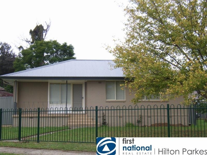 17 Franklin Cres, Blackett NSW 2770