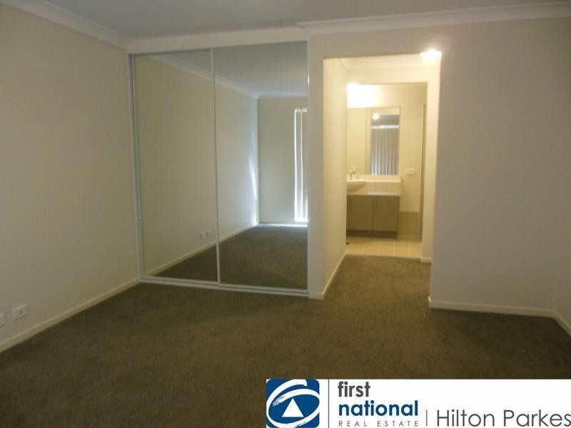 18 Flora Street, Plumpton NSW 2761