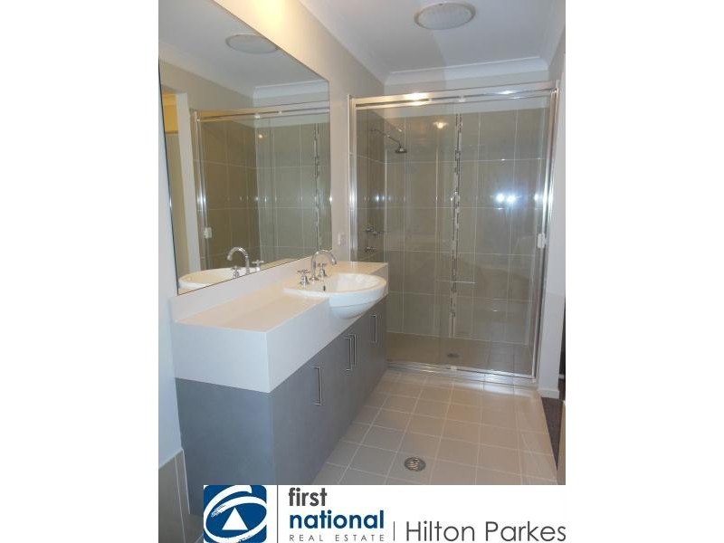 18 Flora Street, Plumpton NSW 2761