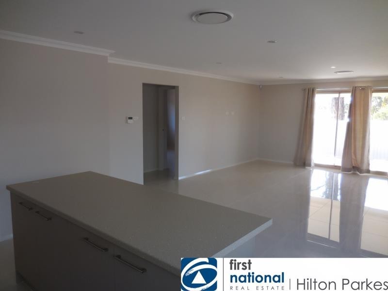 100 Capuchin Way, Plumpton NSW 2761