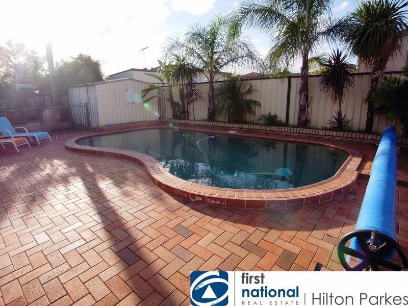 8 Westcott Place, Oakhurst NSW 2761