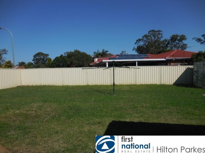 19 Shinnick Drive, Oakhurst NSW 2761