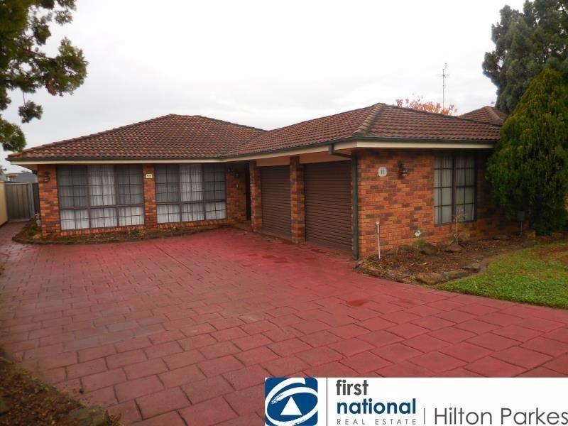 11 Lamerton Street, Oakhurst NSW 2761