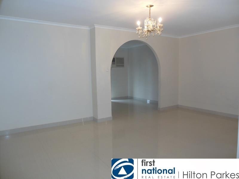 16 Verrills Grove, Oakhurst NSW 2761