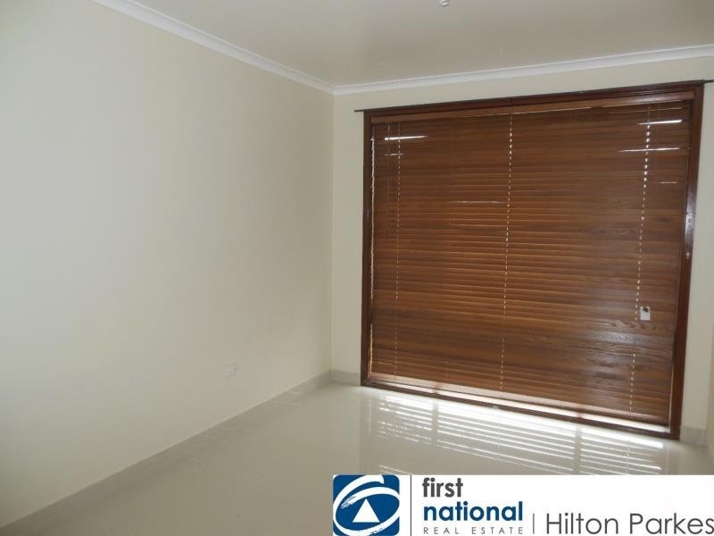 16 Verrills Grove, Oakhurst NSW 2761