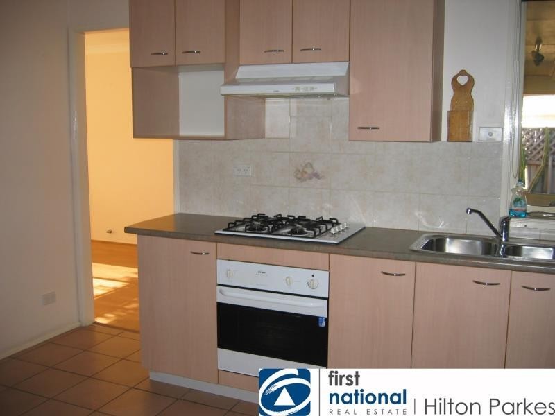 6 Wollaton Grove, Oakhurst NSW 2761