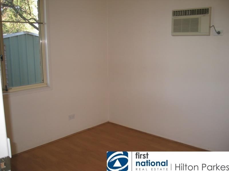 6 Wollaton Grove, Oakhurst NSW 2761