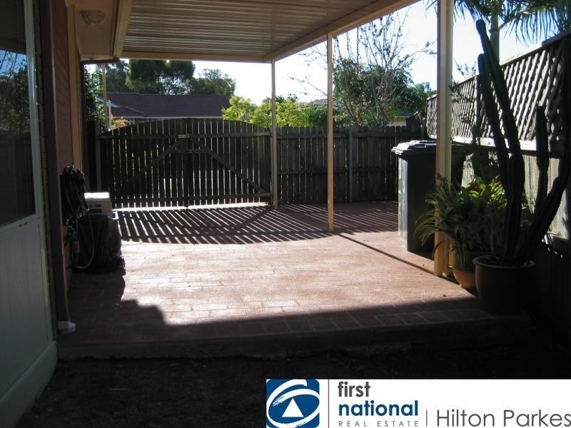 6 Wollaton Grove, Oakhurst NSW 2761