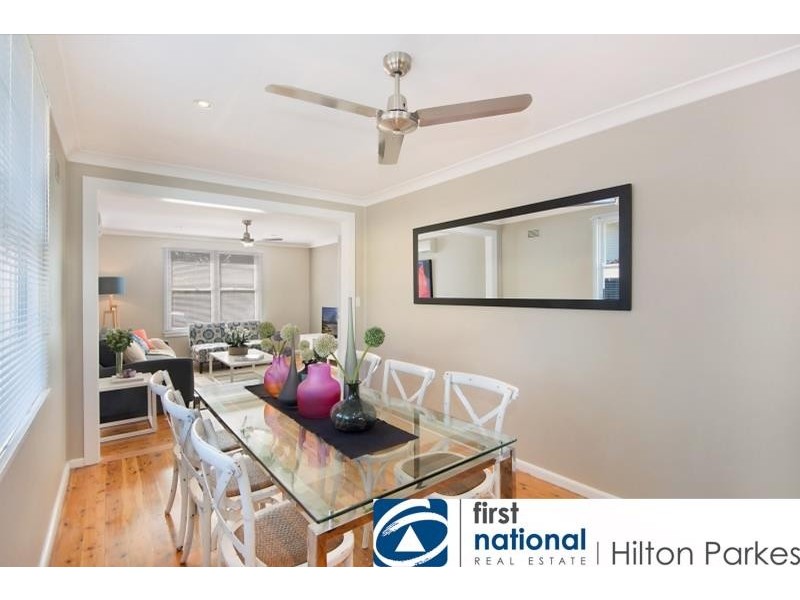 52 Lucena Avenue, Lethbridge Park NSW 2770