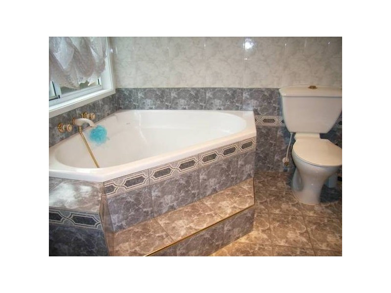 5 Calida Cres, Hassall Grove NSW 2761