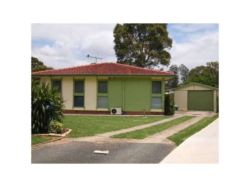 7 Porter Pl, Blackett NSW 2770
