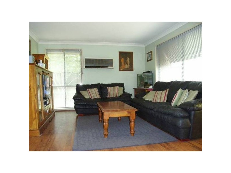 7 Verrills Ave, Oakhurst NSW 2761