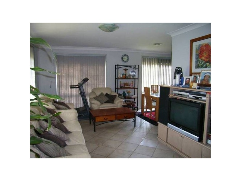 16 Millard Crescent, Plumpton NSW 2761