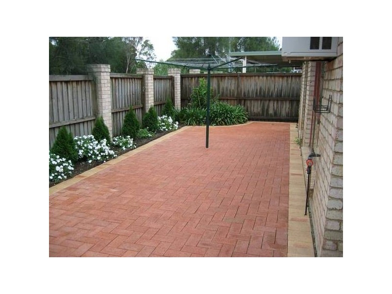 5 Royal Ave, Plumpton NSW 2761