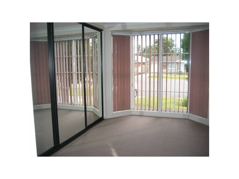 26 Wollaton Grove, Oakhurst NSW 2761