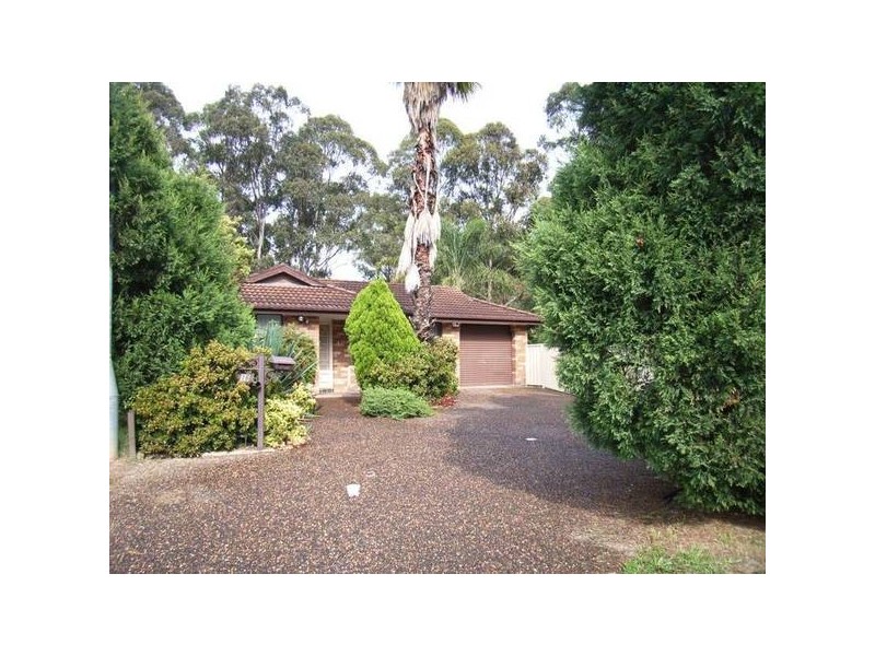 16 Darrell Place, Oakhurst NSW 2761