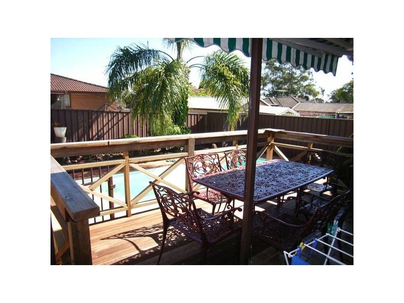 36 Niblo St, Doonside NSW 2767