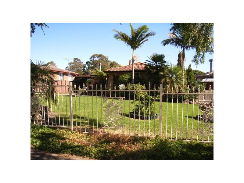 36 Niblo St, Doonside NSW 2767
