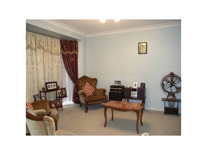 19 Woodley Crescent, Glendenning NSW 2761