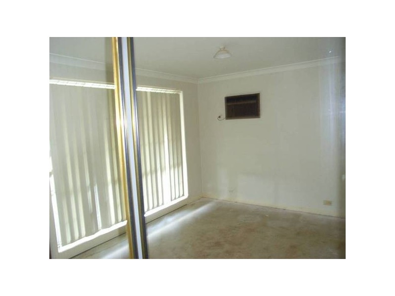 10 Sperring Avenue, Oakhurst NSW 2761