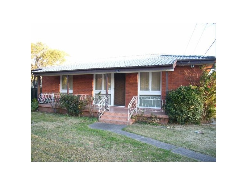 15 Runcorn Ave, Hebersham NSW 2770