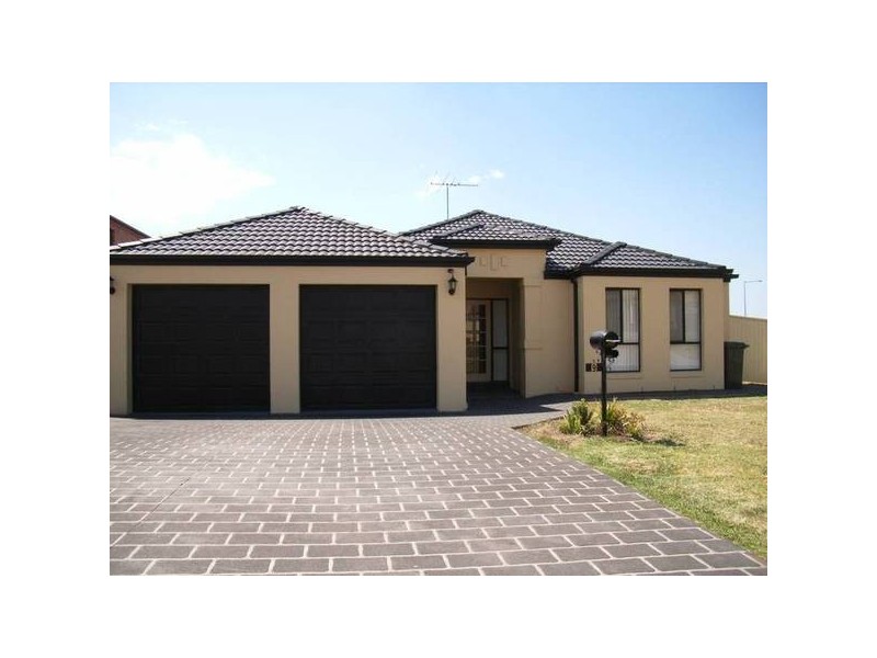 9 Buttigieg Place, Plumpton NSW 2761