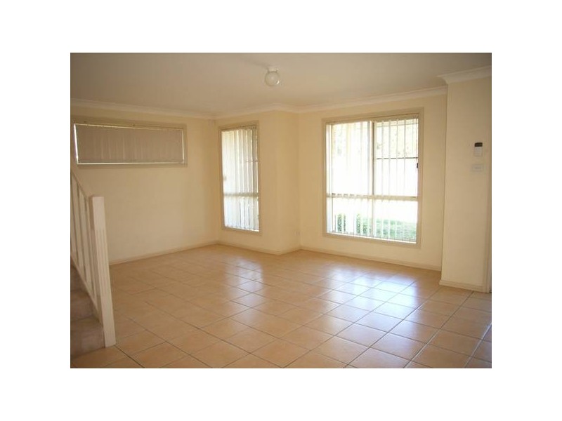 3/23 Shaughnessy St, Plumpton NSW 2761