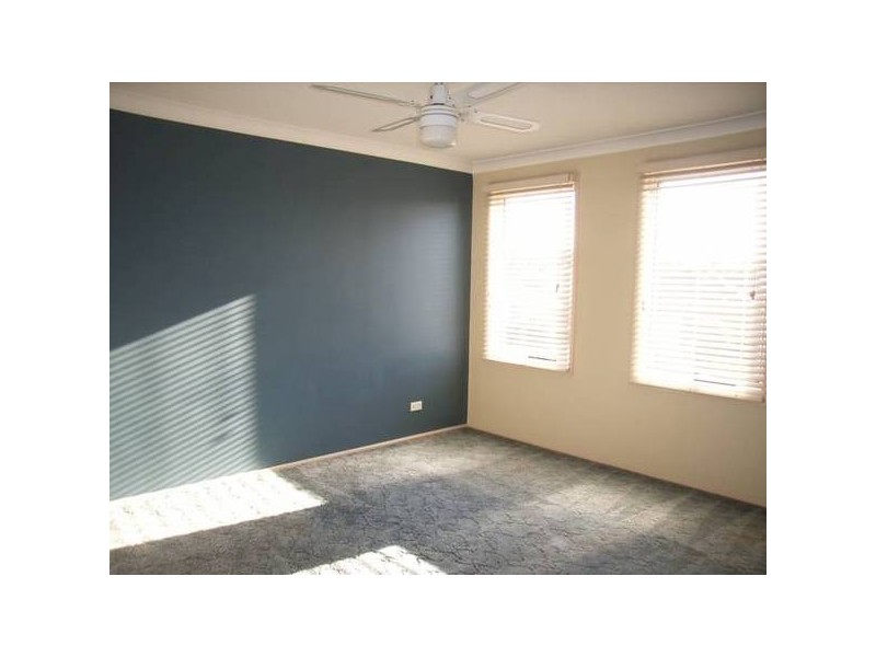 3b Dryden Ave, Oakhurst NSW 2761