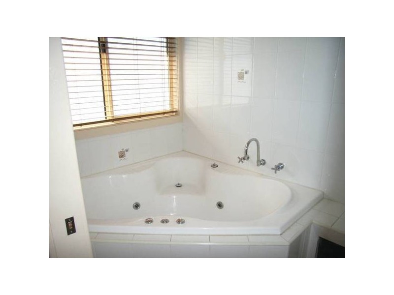 37 Dryden Avenue, Oakhurst NSW 2761