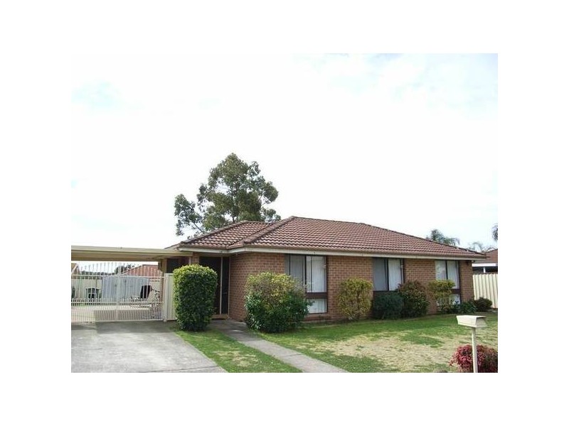 18 Matheson Cres, Hassall Grove NSW 2761