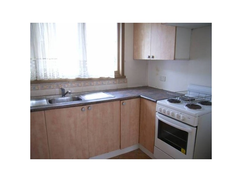 5 KEESING CRES, Blackett NSW 2770